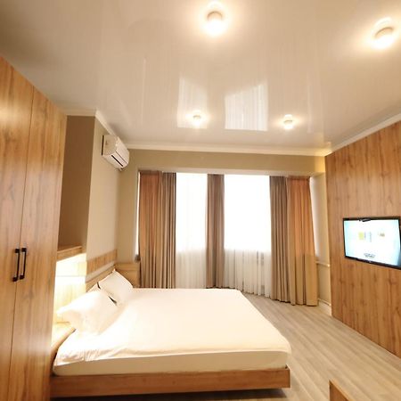 Cozy Hostel Bishkek Exterior photo