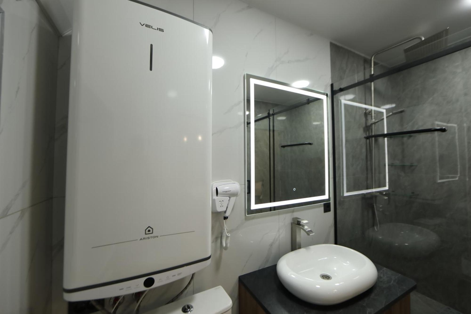 Cozy Hostel Bishkek Exterior photo
